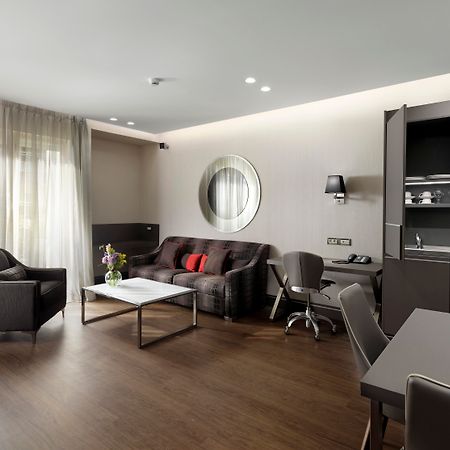 Holiday Suites Athen Eksteriør billede