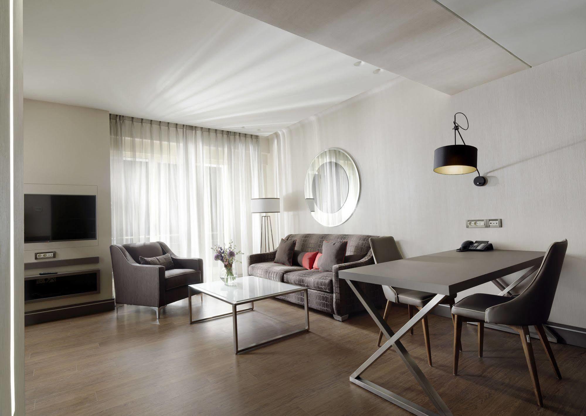 Holiday Suites Athen Eksteriør billede